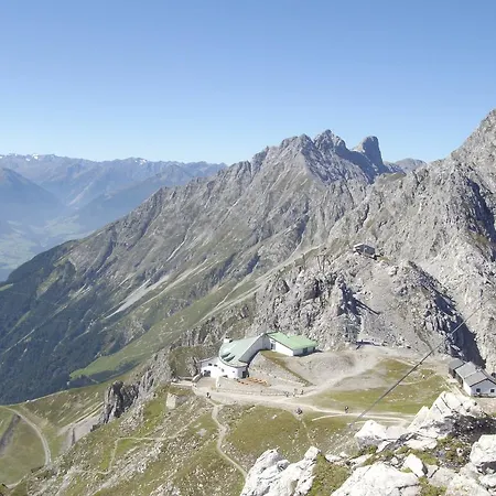 Alexander 因斯布鲁克